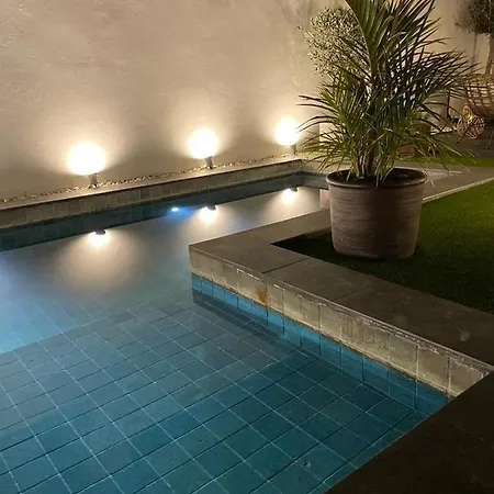Club 14 Yumbo Luxury فيلة بلايا ديل إنغلز